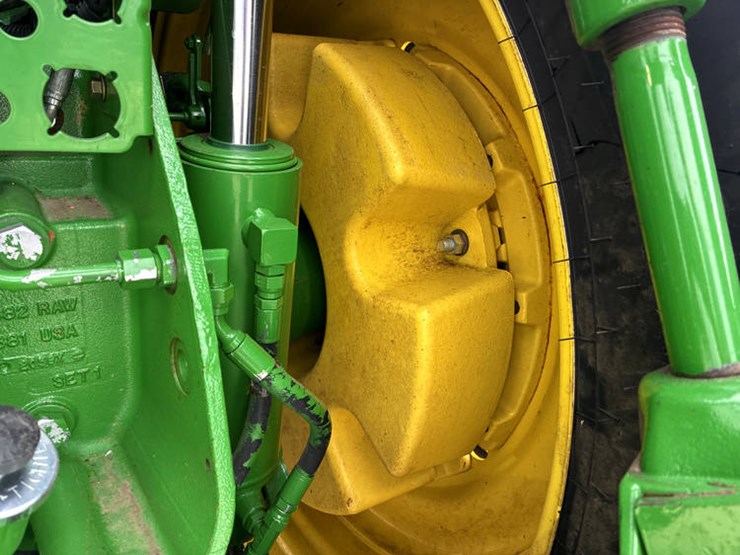2012-john-deere-8360r-image-64