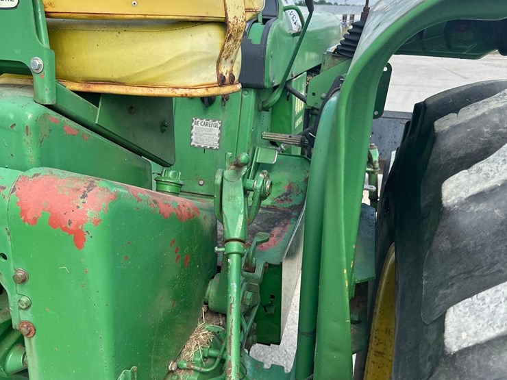 john-deere-4020-image-16