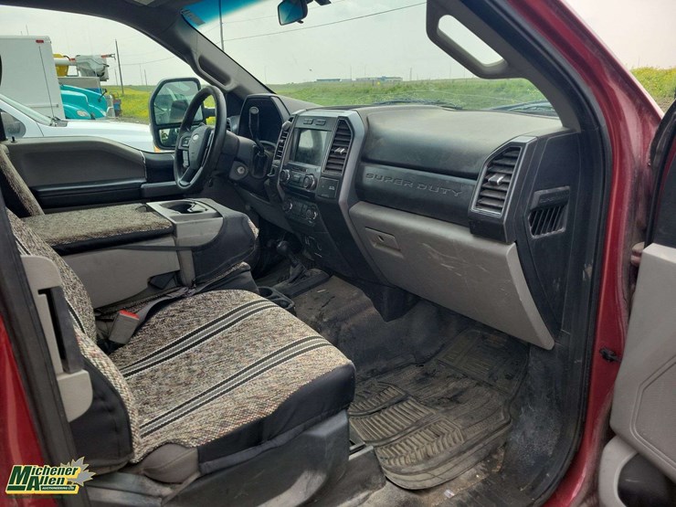 2018-ford-f450-image-12