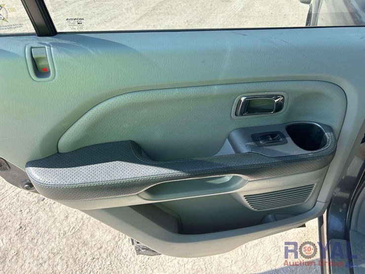 2004-honda-pilot-image-19