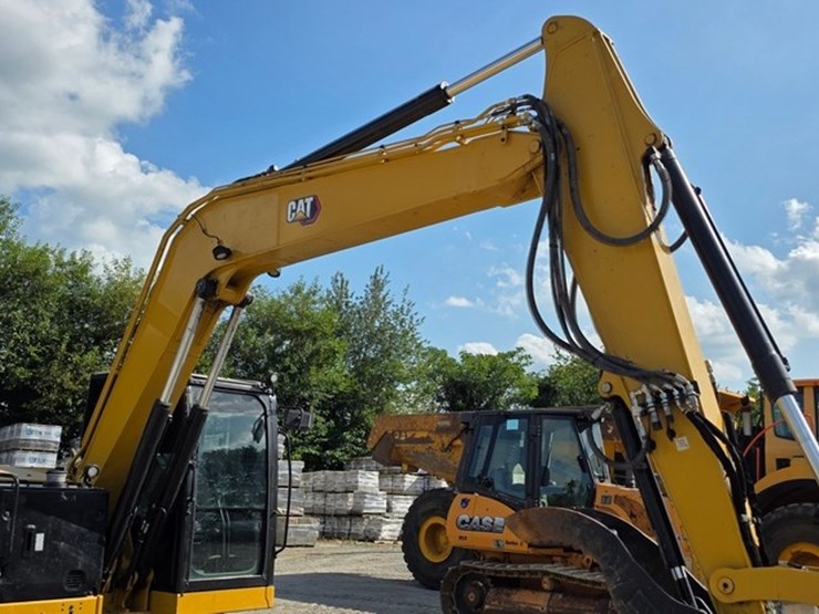 2023-caterpillar-310-image-51