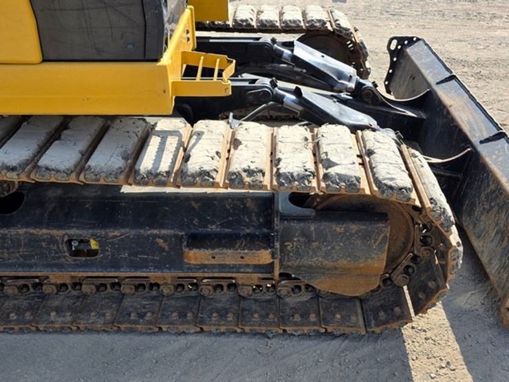 2023-caterpillar-310-image-32