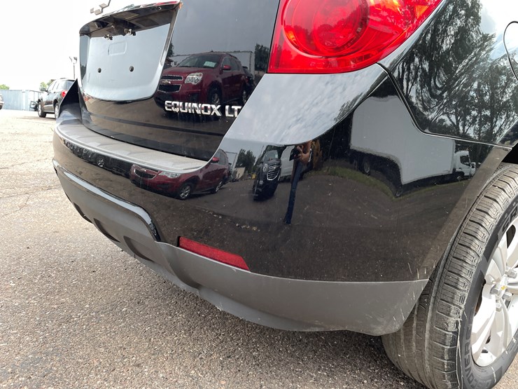 2013-chevrolet-equinox-lt-image-30