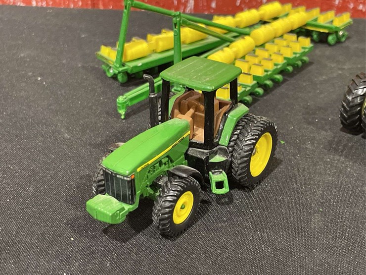 john-deere-64-image-4