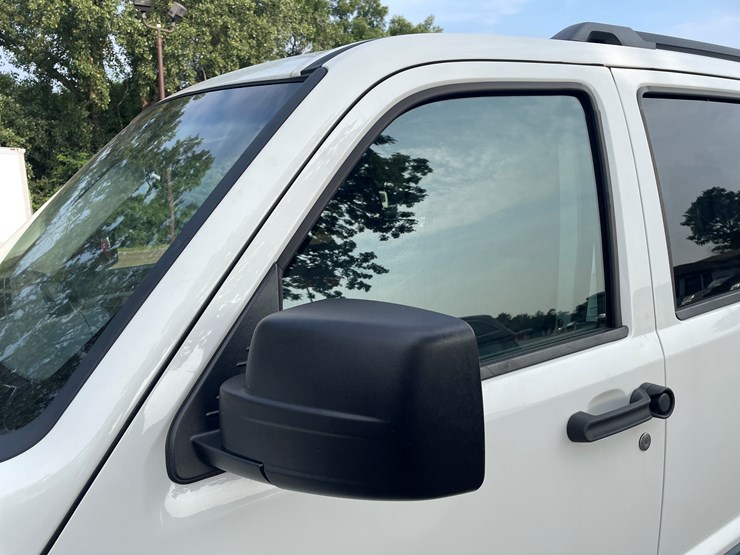 2008-jeep-liberty-sport-image-14