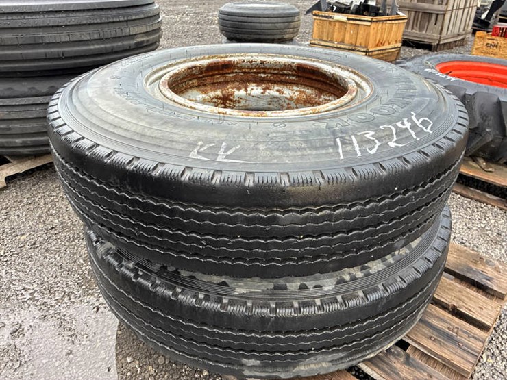 #113246-•-11.22.5-handcock-stoer-tires-image-2