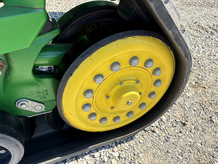 2020-john-deere-8rx-410-image-67
