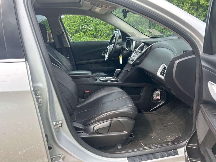 2014-chevrolet-equinox-image-24