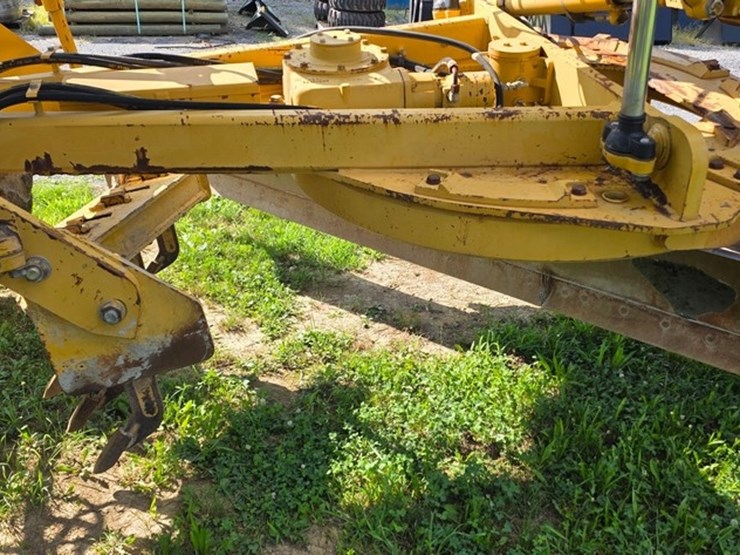 2009-caterpillar-140m-vhp-image-11