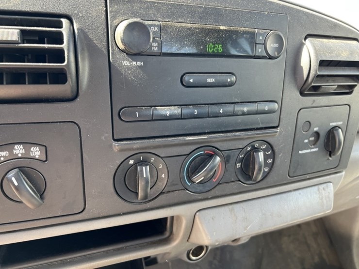 2005-ford-f250-image-35