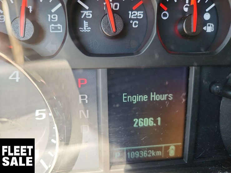 2018-chevrolet-silverado-1500-ls-image-9