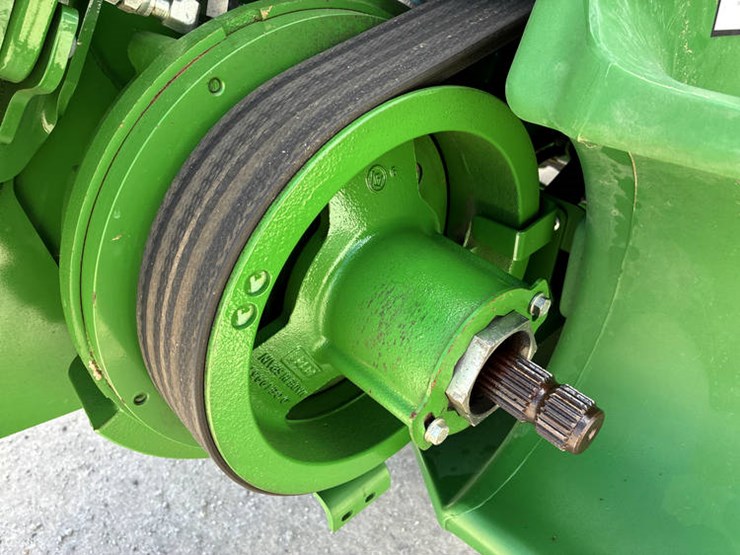 2023-john-deere-s780-image-12