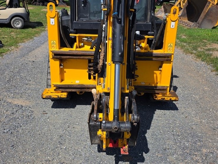 2021-jcb-1cxt-image-20