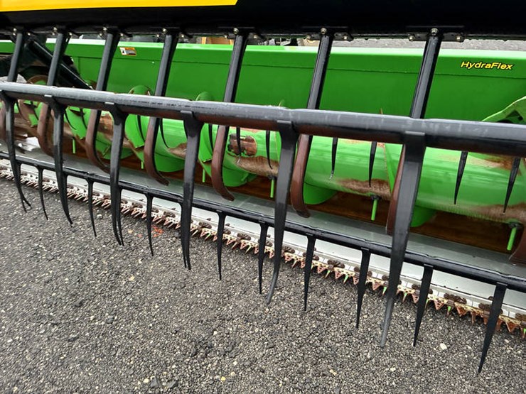 2013-john-deere-635f-image-27