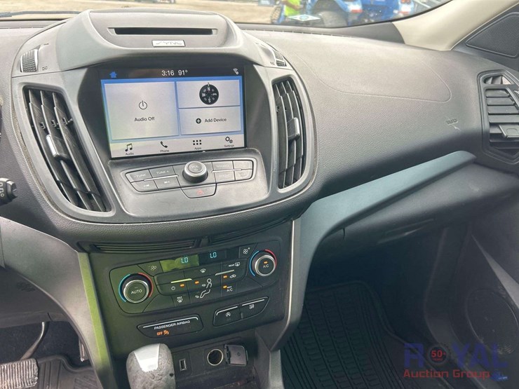 2017-ford-escape-image-16