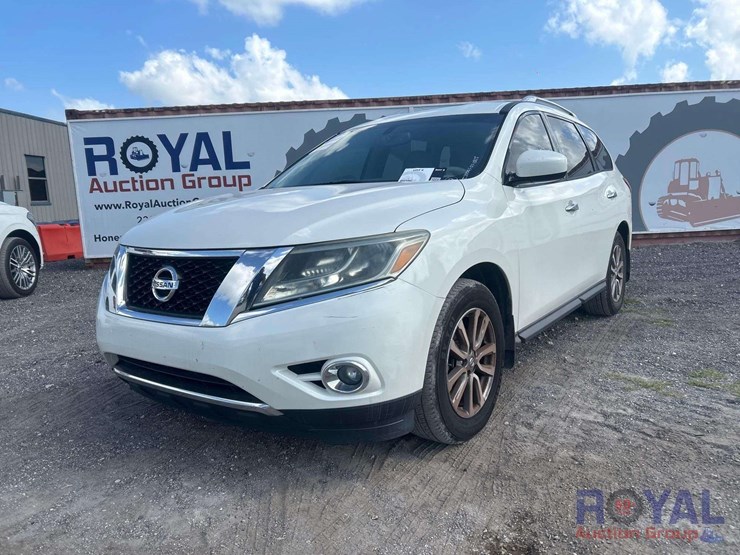 2015-nissan-pathfinder-image-1