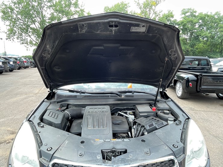 2013-chevrolet-equinox-lt-image-42