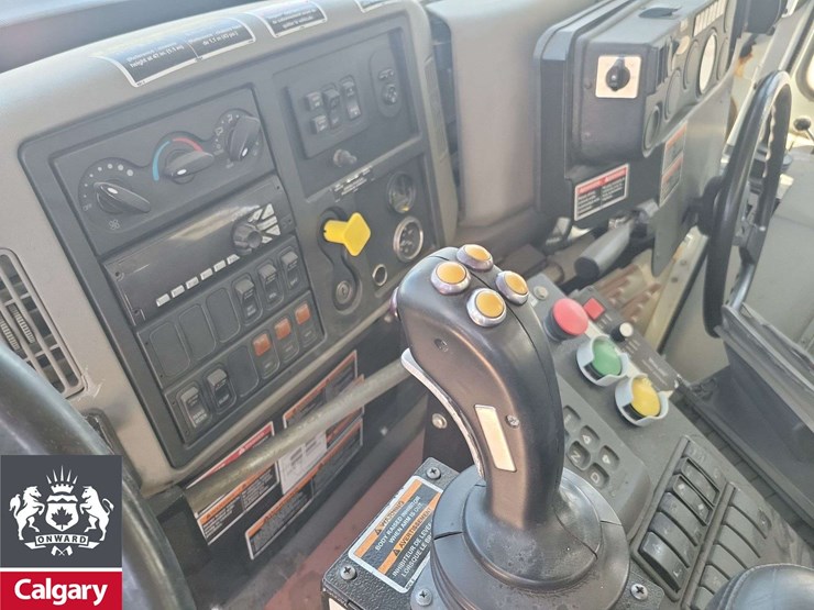 2017-international-workstar-7400-image-8
