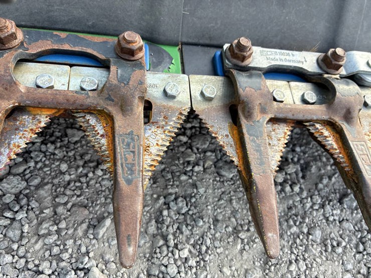 2013-john-deere-640fd-image-35