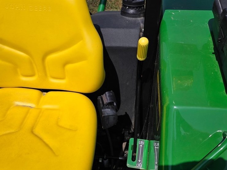 john-deere-5203-image-43