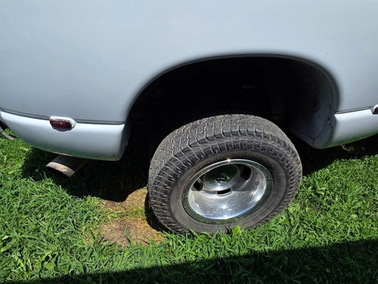 2006-dodge-ram-3500-image-25