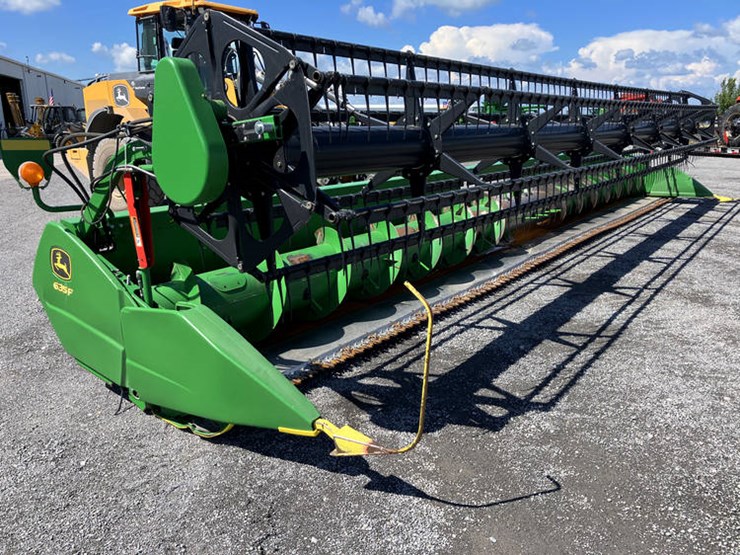 2015-john-deere-635f-image-1