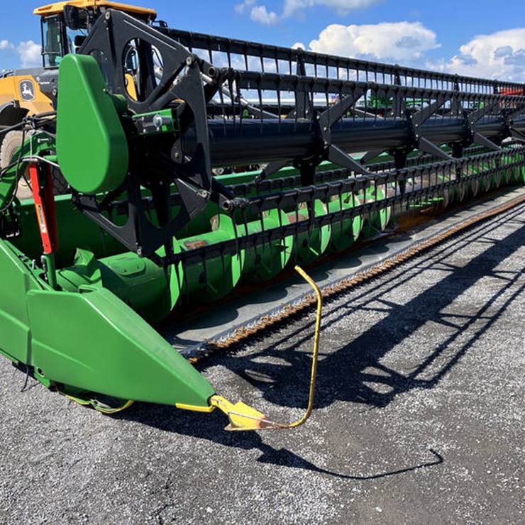 2015 JOHN DEERE 635F