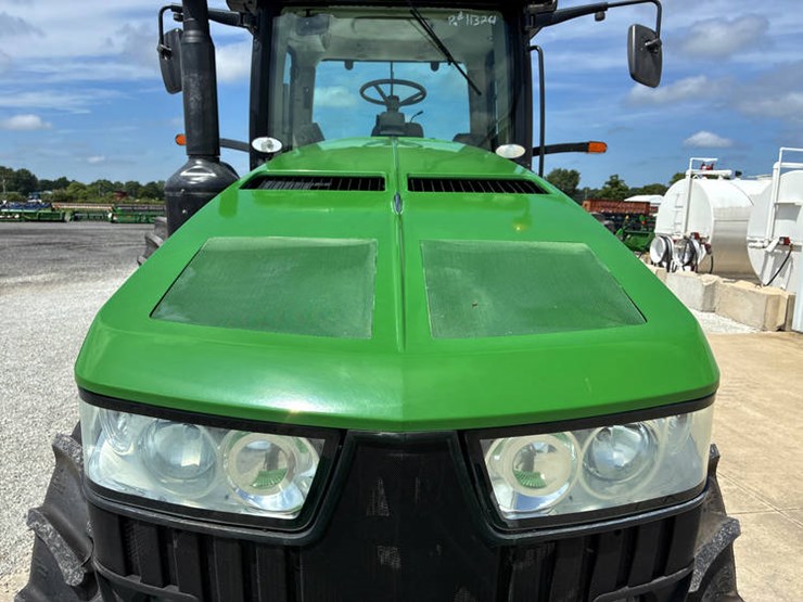 2014-john-deere-8285r-image-17