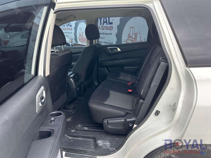 2018-nissan-pathfinder-image-23