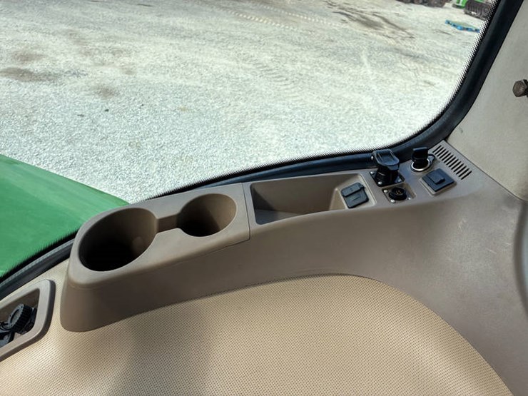 2018-john-deere-9620-image-100