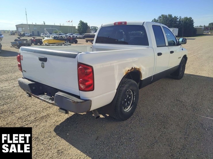 2008-dodge-ram-1500-image-4