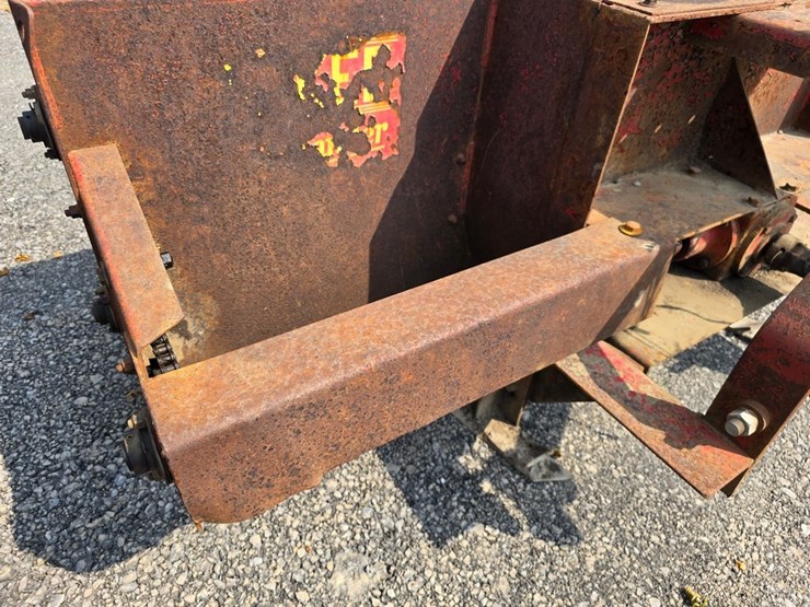 mckee-504-3pt.-snowblower-image-8