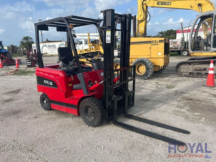 2024-agt-kfe-20-2,000lb-electric-forklift-image-2