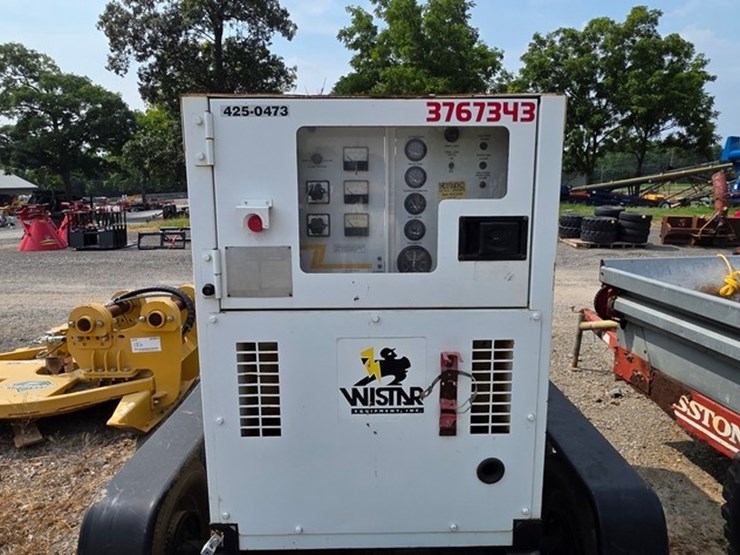 whisperwatt-45kw-towable-generator-(runs)-image-11