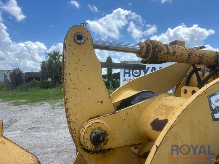 1998-deere-544h-image-9