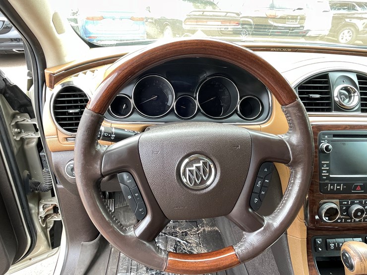 2014-buick-enclave-image-52