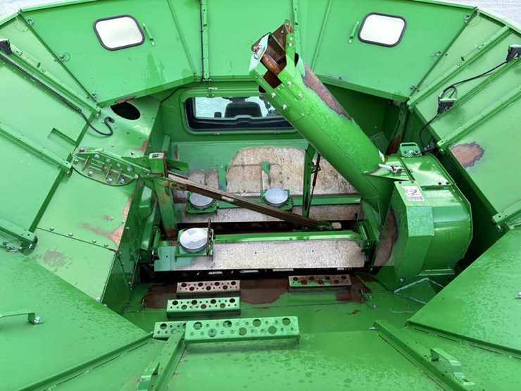 2016-john-deere-s680-image-96