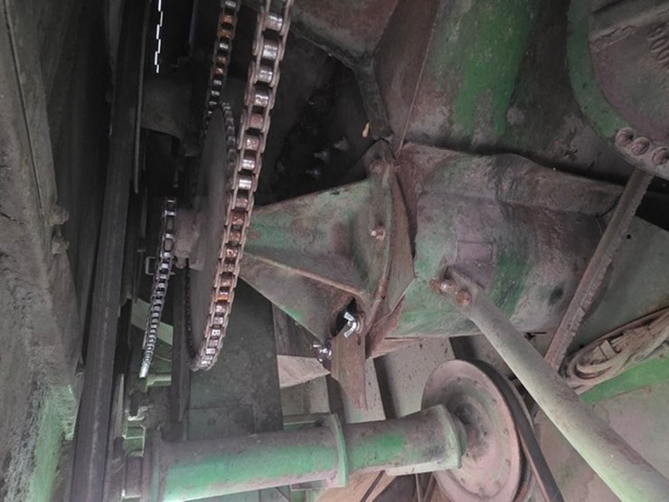 john-deere-4420-image-64
