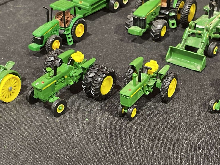 john-deere-64-image-4