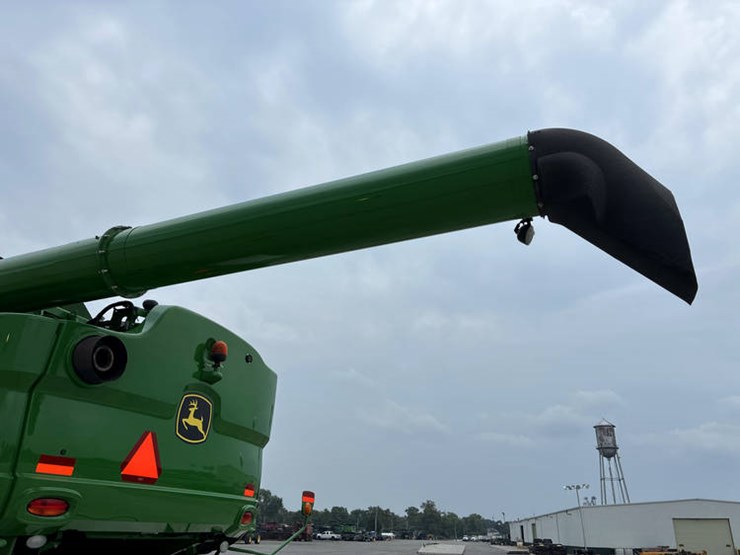 2016-john-deere-s680-image-36