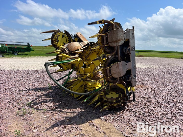 2017-john-deere-690-image-1