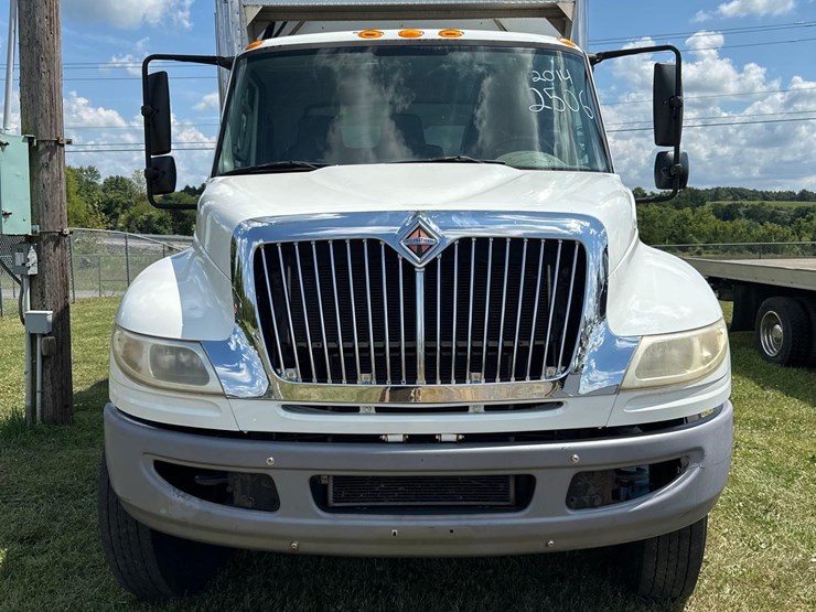 2014-international-durastar-4400-image-20