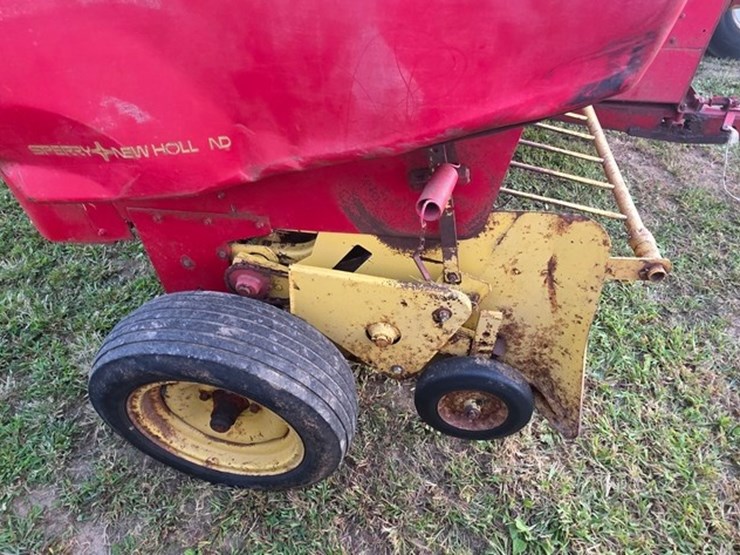 new-holland-276-image-21