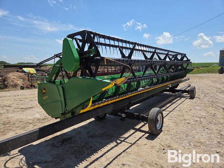 2013-john-deere-625f-image-3