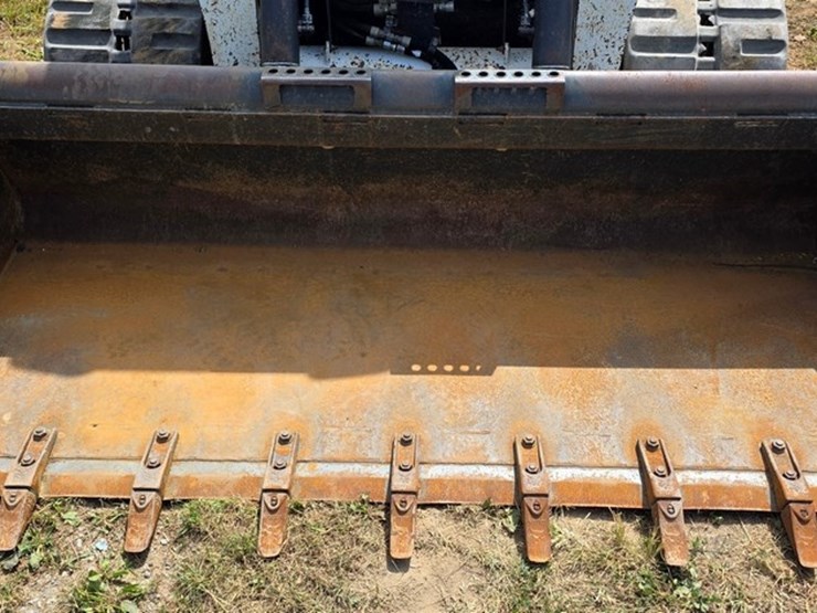 2018-bobcat-t870-image-36
