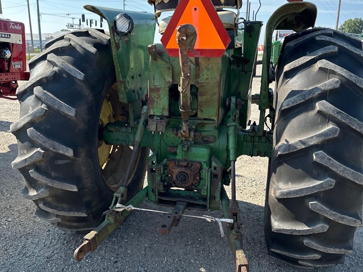 john-deere-4020-image-8