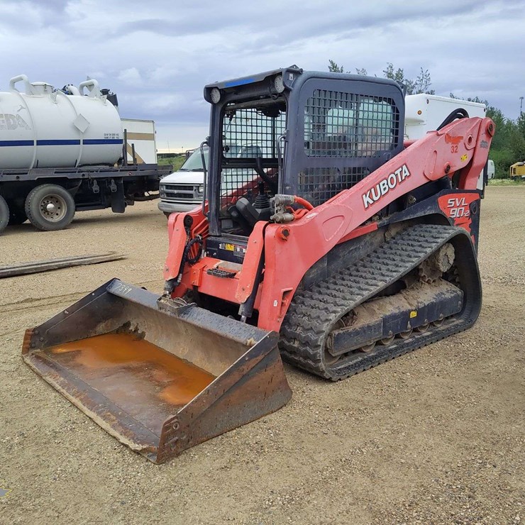 KUBOTA SVL90-2