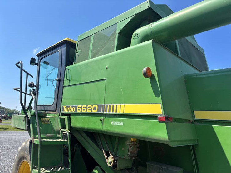 1981-john-deere-6620-image-29