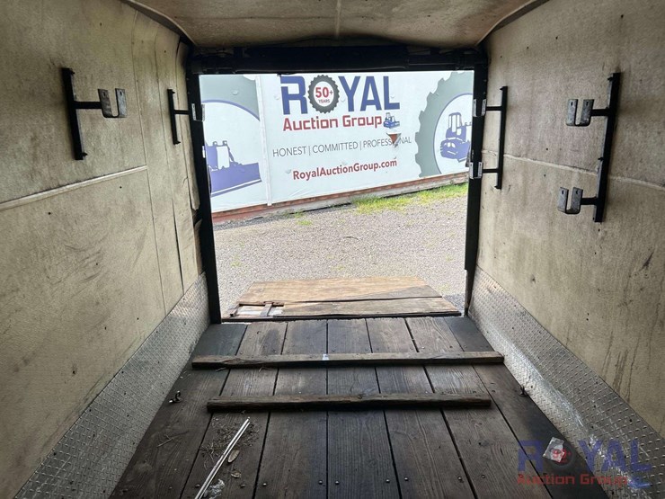 2002-kendall-12ft-enclosed-t/a-trailer-image-10