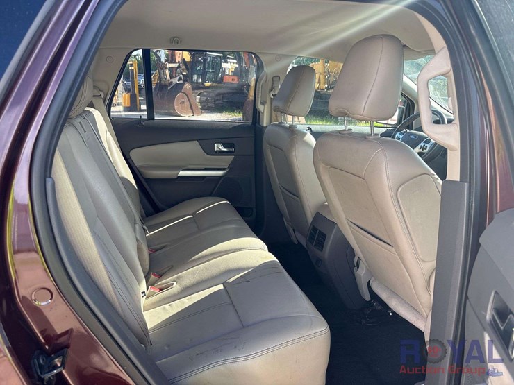2012-ford-edge-image-21